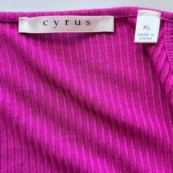 Cyrus Fuchsia Ribbed Long-Sleeve Top w/ Cutout Details Womens Size XL - Picture 4 of 5